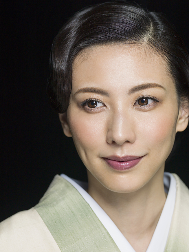 Kimono hair and makeup perspective and technique – SHISEIDO KIMONO BEAUTY –  Yumiko Kamada – Japanese Creative Bookstore