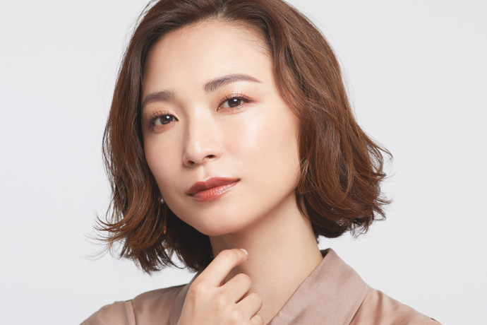 [Autumn/Winter 2023 Makeup Trends Vol. 2] Elegant Look : “Hin-Mori” Makeup