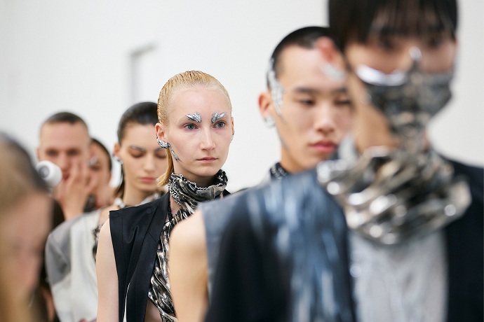 YUIMA NAKAZATO 2025-26 AW Paris Haute Couture Report