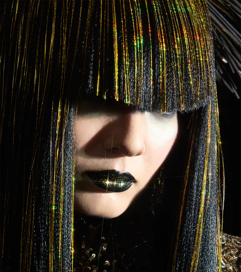 SAMURAI OF BLACK STEEL AND GOLD