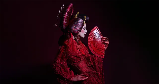 CRIMSON-GLOSS GEISHA "BENITSUYA"