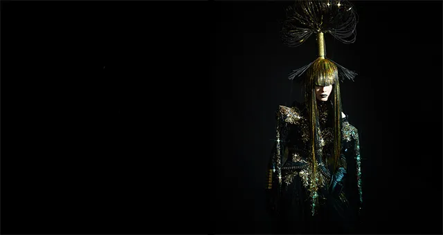 SAMURAI OF BLACK STEEL AND GOLD