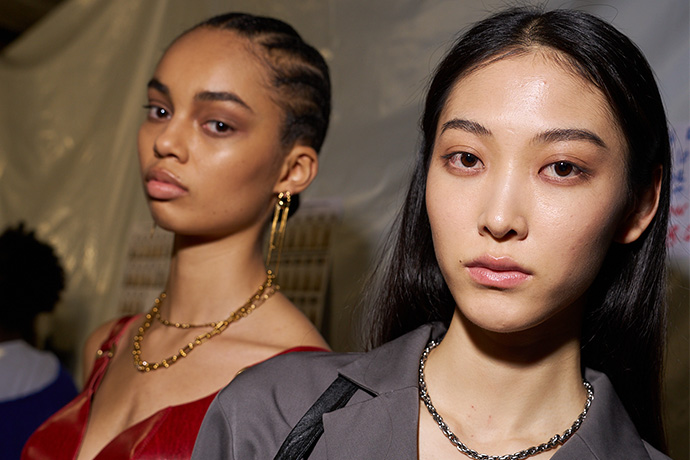 Tokyo’s Emerging Designers’ “Paris Fashion Show” Hair and Makeup